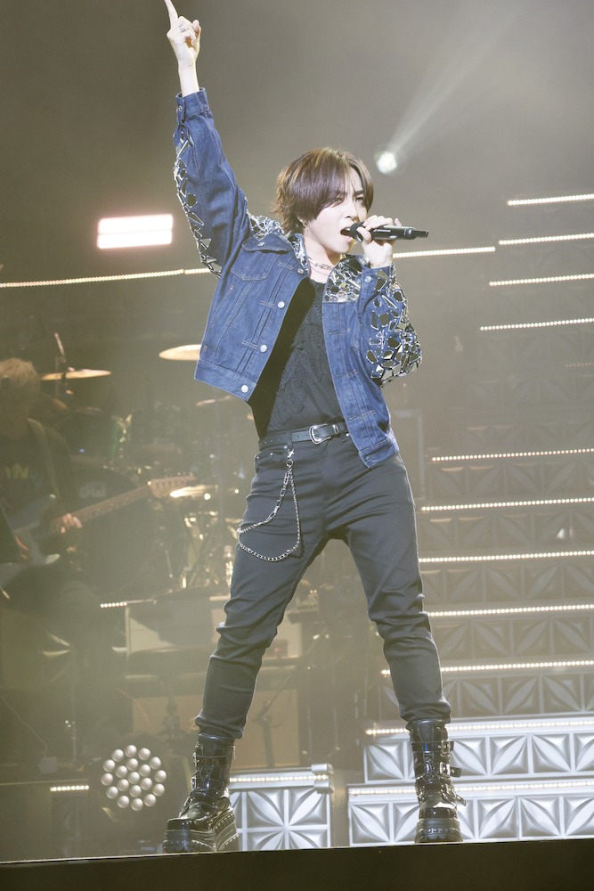 蒼井翔太