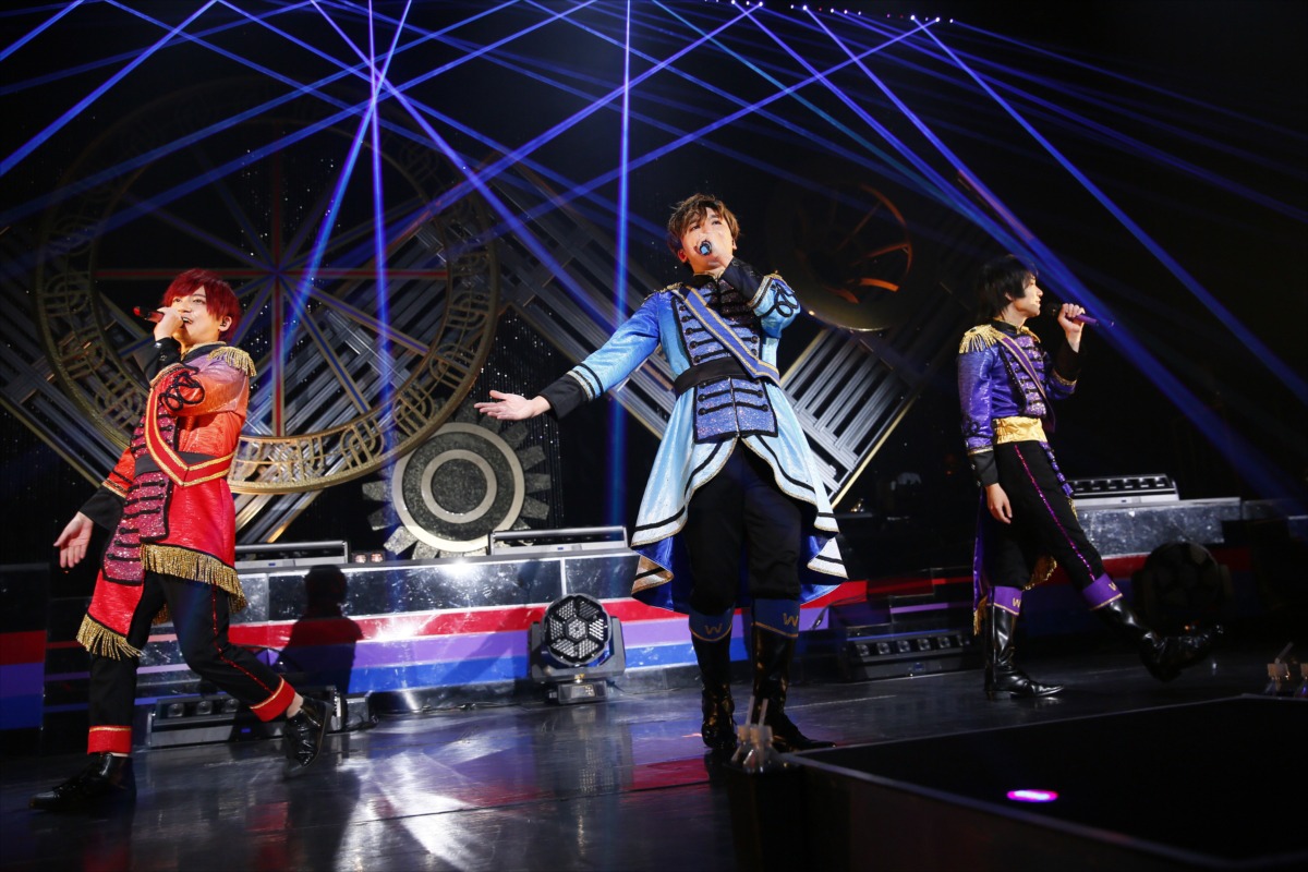 WITH。左から三鷹アサヒ役の小林竜之、夢川ショウゴ役の山下誠一郎、高瀬コヨイ役の土田玲央。