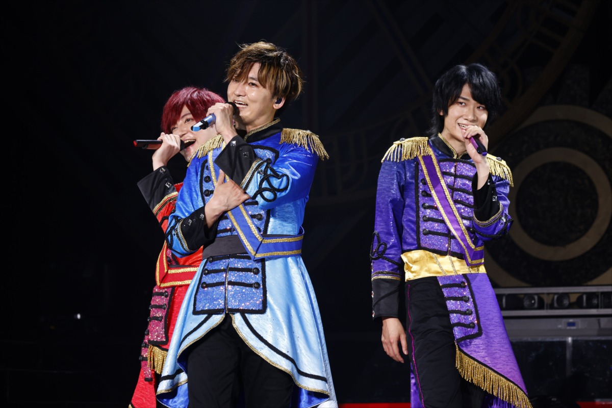 WITH。左から三鷹アサヒ役の小林竜之、夢川ショウゴ役の山下誠一郎、高瀬コヨイ役の土田玲央。