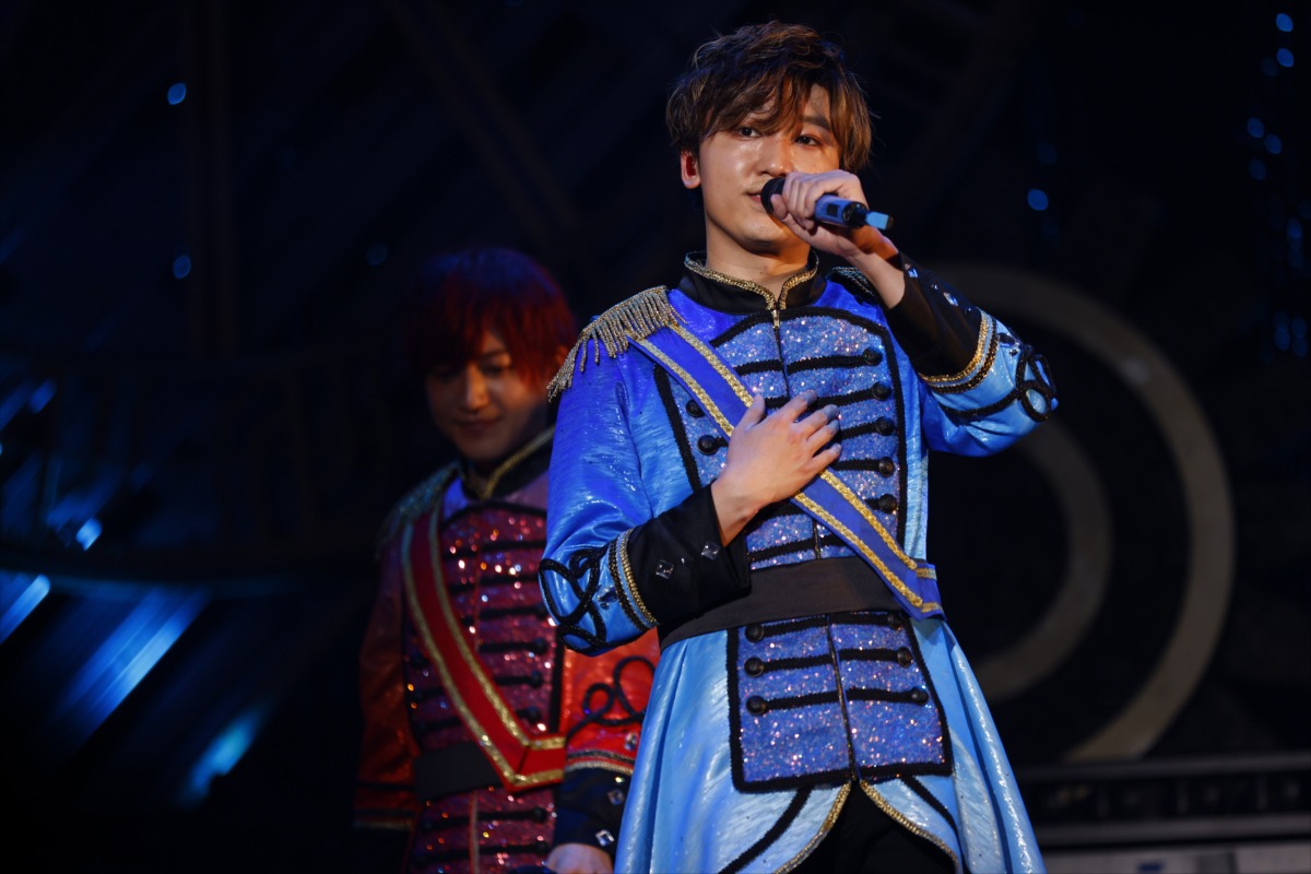 夢川ショウゴ役の山下誠一郎。
