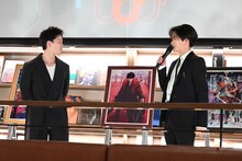 川村壱馬をモチーフにしたLUPUSのイラスト（中央）。