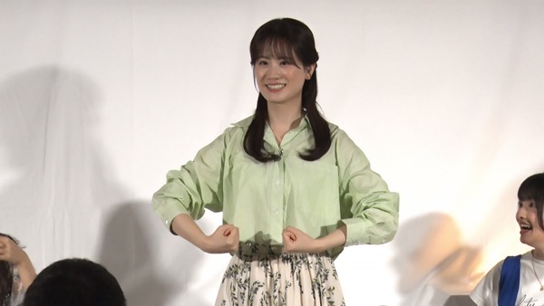 なかやまきんに君のモノマネをする瀬戸麻沙美。