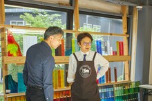 荒木飛呂彦のパブリックアート制作風景。