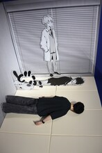 「天野明展 The Characters」の「鴨乃橋ロンの禁断推理」エリアにある、フォトスポット（※撮影した写真を回転したもの）。(c)天野明／集英社