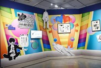 「天野明展 The Characters」の「鴨乃橋ロンの禁断推理」エリア。(c)天野明／集英社