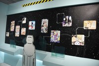 「天野明展 The Characters」の「エルドライブ【ēlDLIVE】」エリア。(c)天野明／集英社