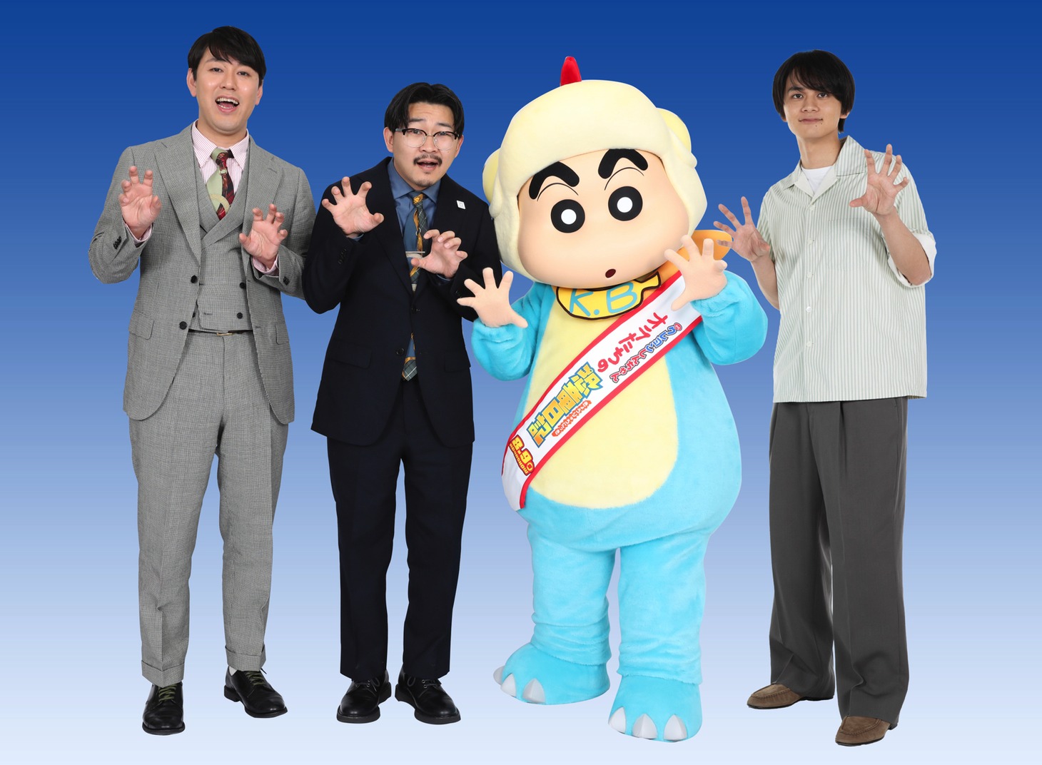 「映画クレヨンしんちゃん オラたちの恐竜日記」にゲスト声優として出演するオズワルドと北村匠海。