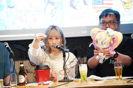 抽選会の様子。