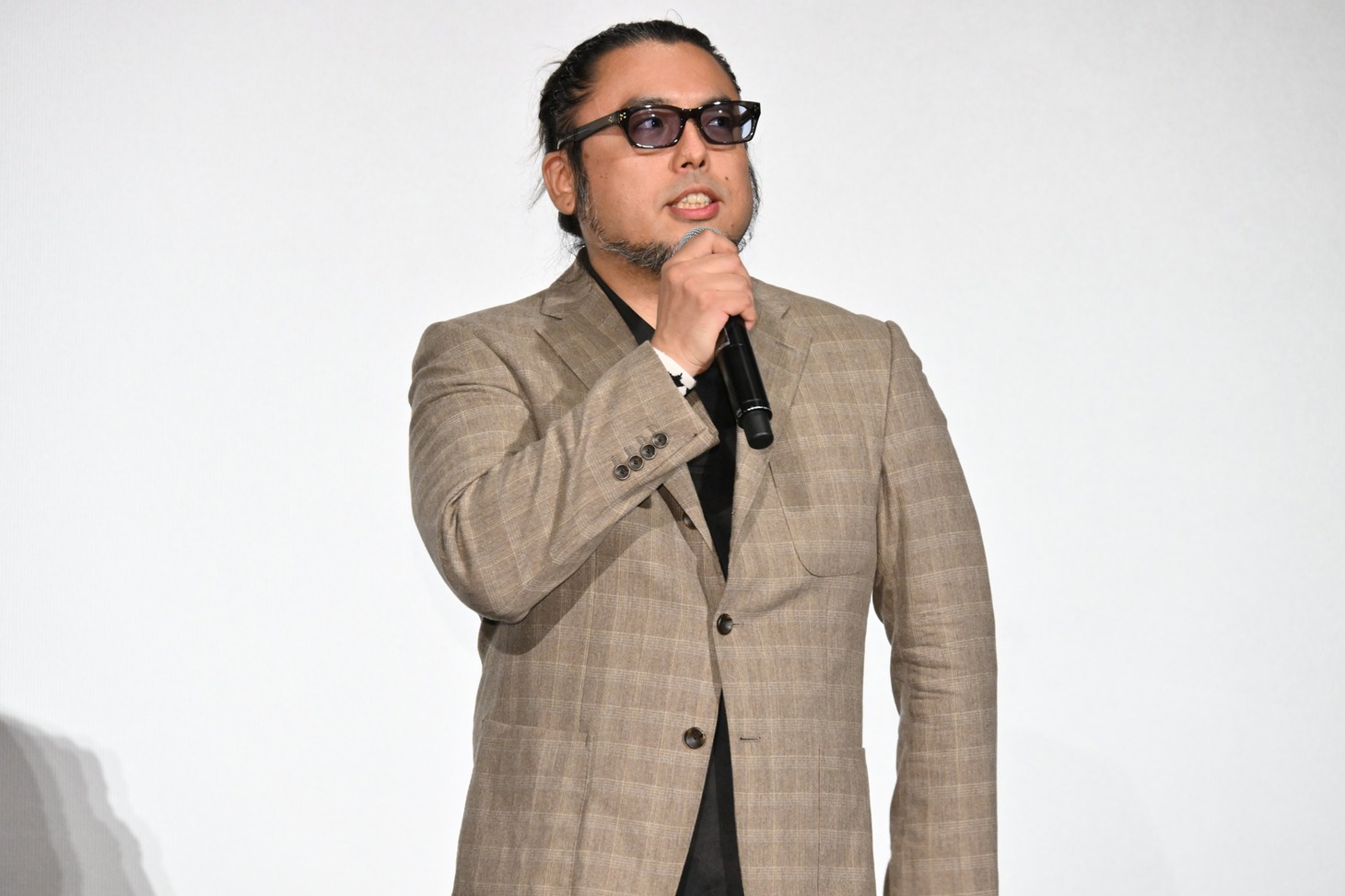 黒川智之
