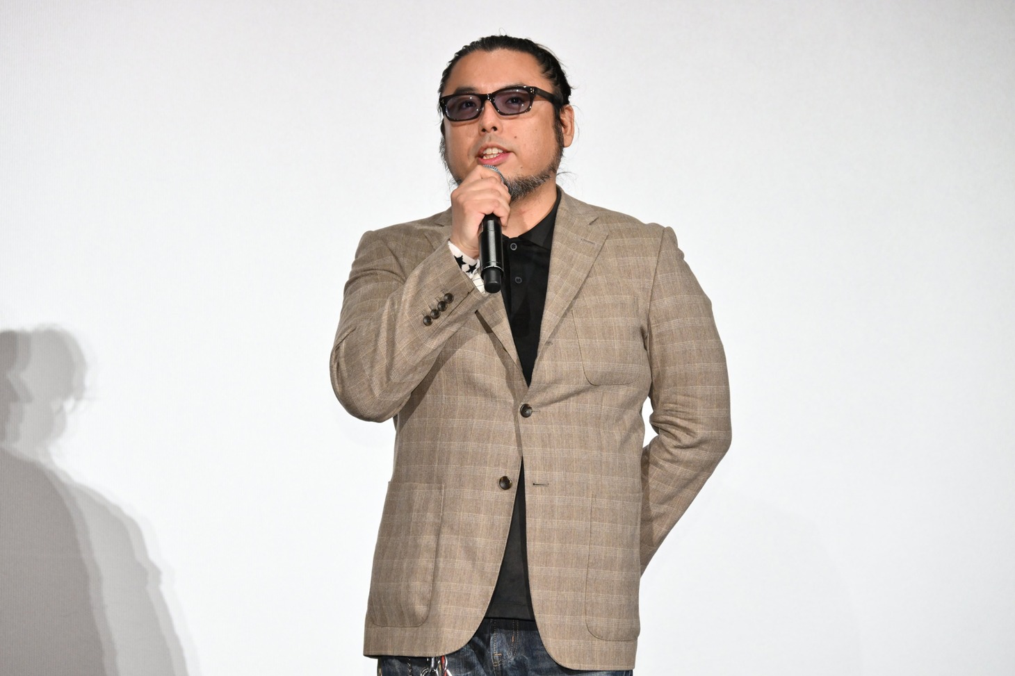 黒川智之