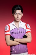 鐘ヶ江洸扮する石垣光太郎。