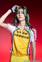 山本涼介扮する巻島裕介。