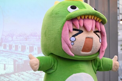 承認欲求モンスターの着ぐるみ。