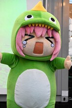 青山吉能が入っていた承認欲求モンスターの着ぐるみ。