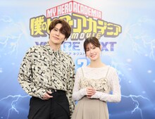 左から宮野真守、生見愛瑠。