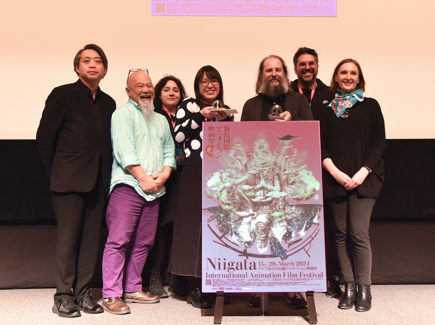 「第2回新潟国際アニメーション映画祭」コンペ受賞式の様子。