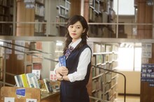 映画「恋を知らない僕たちは」より、志田彩良演じる池澤瑞穂。