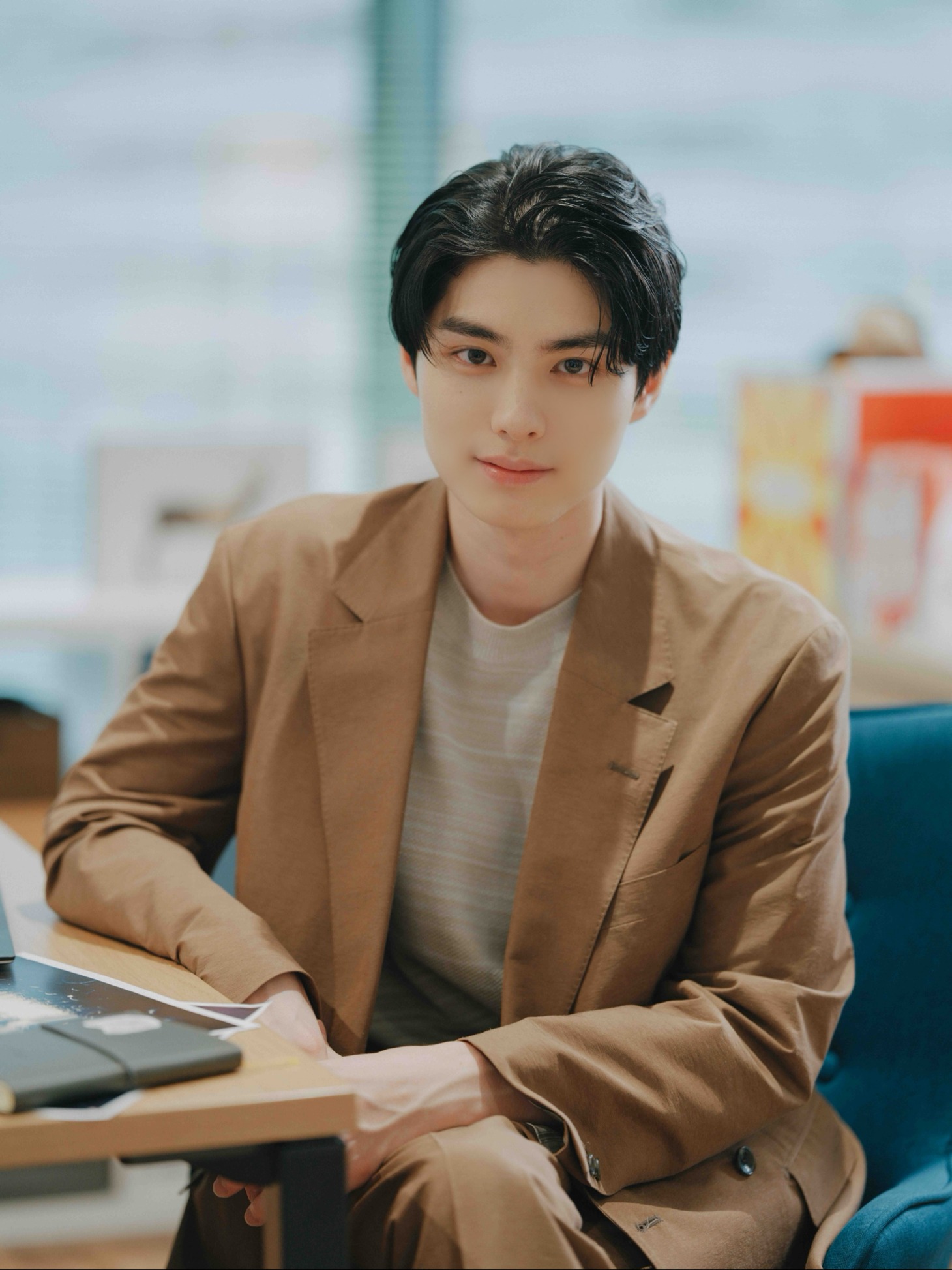 犀藤優也役の本田響矢。(c)「彩香ちゃんは弘子先輩に恋してる」製作委員会・MBS　