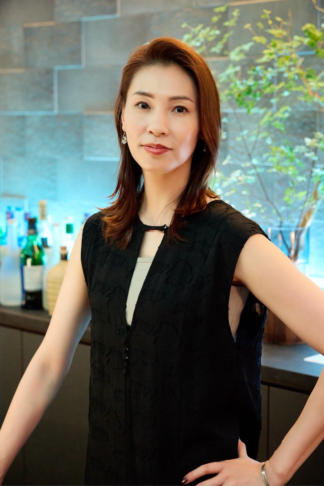 ママ役の瀬戸かずや。