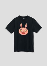 「俺様ティーチャー」のTシャツ。(c)椿いづみ/白泉社