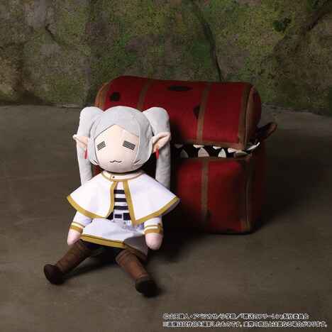 「葬送のフリーレン ミミックぬいぐるみ」