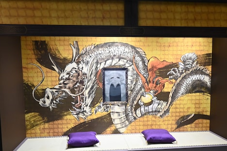 「龍賀家屋敷 大広間」コーナーより  。