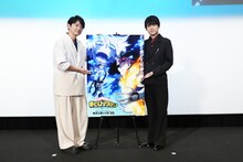 左から下野紘、梶裕貴。