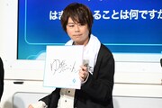 今ハマっていることを発表する浪川大輔。