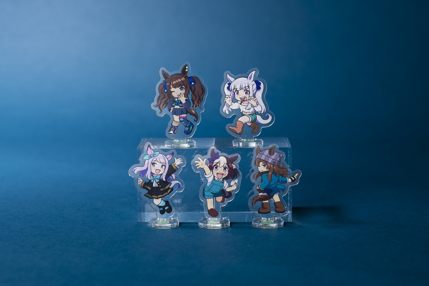 「ウマ娘 ピスピス☆スピスピ ゴルシちゃん」2巻特装版に付属するアクリルスタンド。