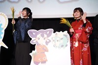 左から衣川里佳、大空直美。