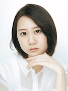奏言葉役の古畑奈和。