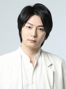 池田教授役の八神蓮。