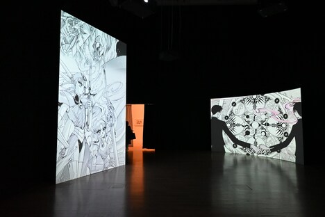 「CLAMP展」より「MAGIC」のエリア。