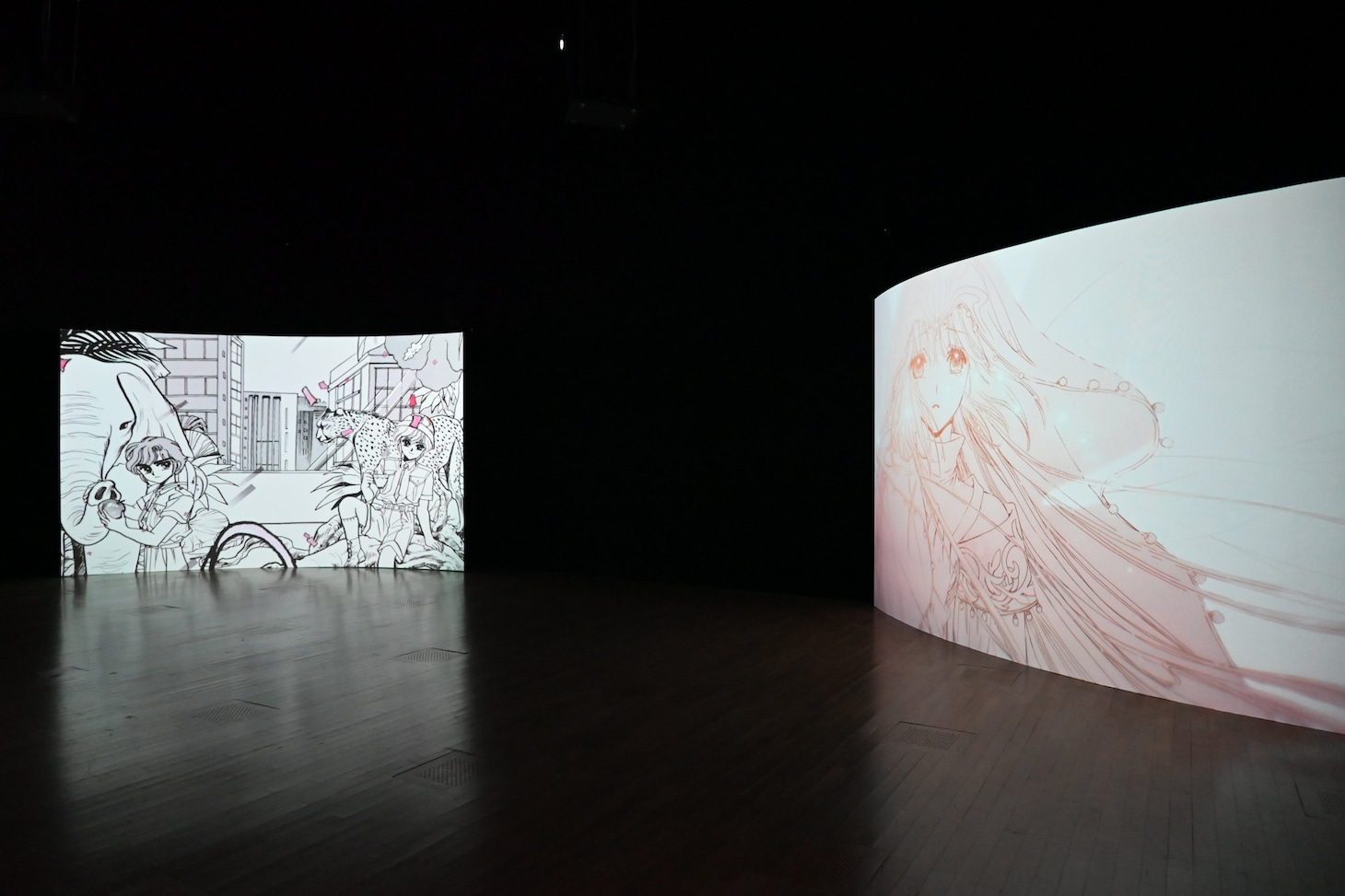 「CLAMP展」より「MAGIC」のエリア。