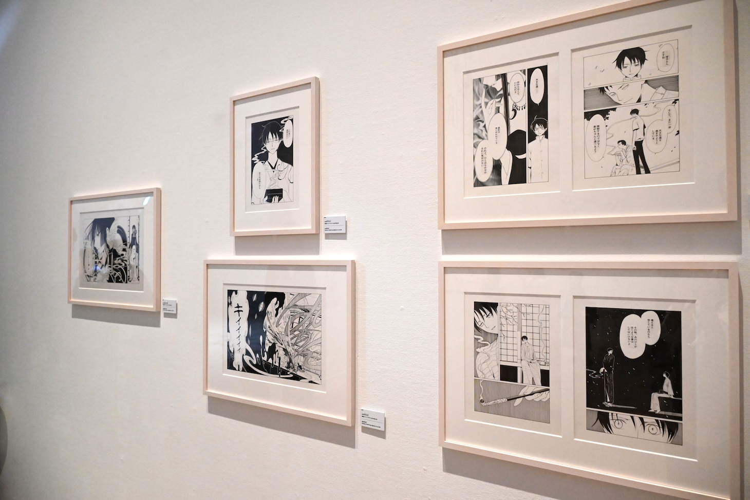 「CLAMP展」より「PHRASE」のエリア。