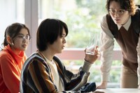 ドラマ「七夕の国」第1話より。