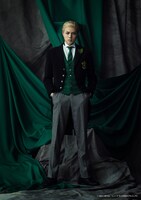 塩田一期扮するハーマン・グリーンヒル。