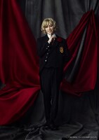 成瀬遙城扮するモーリス・コール。