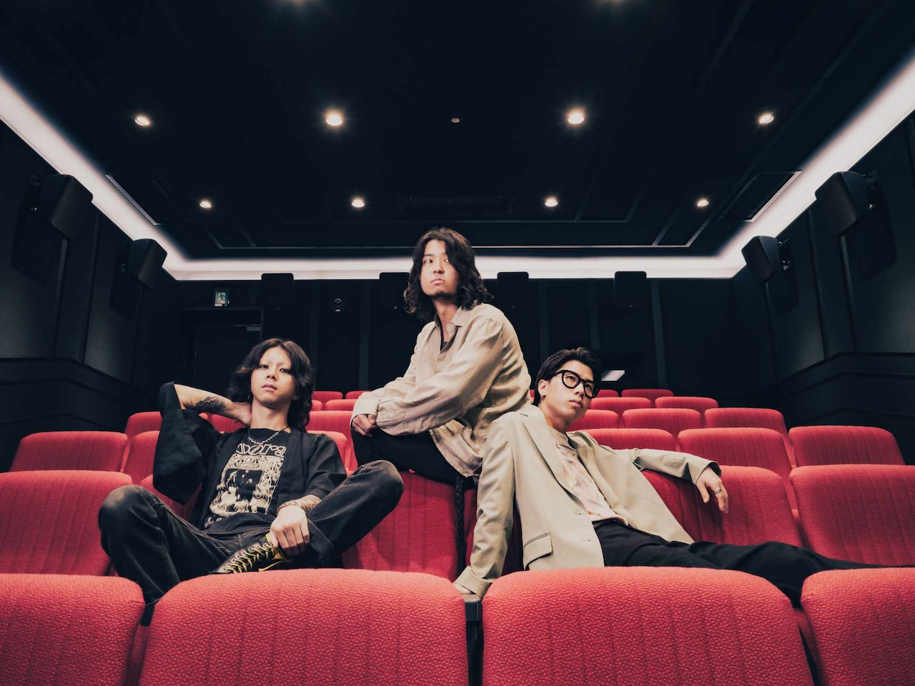 SIX LOUNGE 黎明 SIX LOUNGE 「黎明」DVD SPOT - YouTube