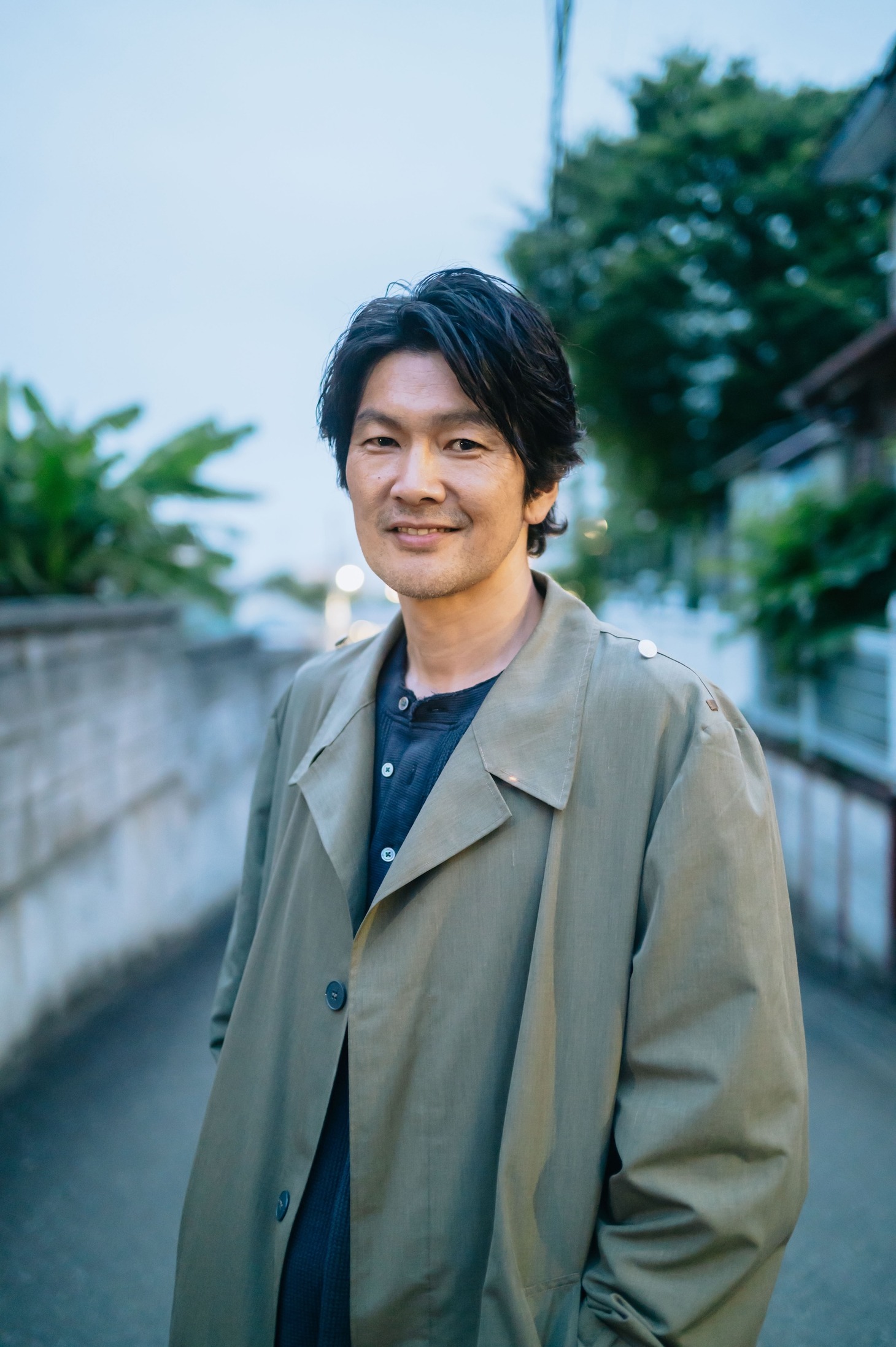 丸山智己扮する野口薫。 (c)「三ツ矢先生の計画的な餌付け。」製作委員会・MBS