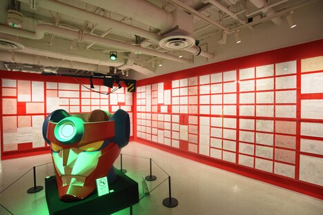 「天元突破グレンラガン対キルラキル展」の様子。