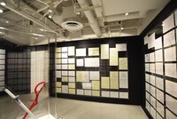 「天元突破グレンラガン対キルラキル展」の様子。