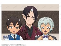 「描き下ろし スーツver. トレーディングカードステッカー」を1BOX購入するともらえる「描き下ろし 鬼灯&唐瓜&茄子 スーツver. カードステッカー イベント限定特典」。