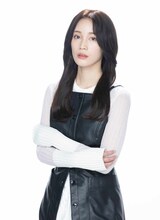 中村ゆりか分する林冬雨。