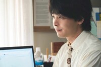 ドラマ「Shrink―精神科医ヨワイ―」第2話場面写真