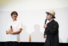 左から押山清高監督、haruka nakamura。