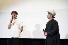 左から押山清高監督、haruka nakamura。