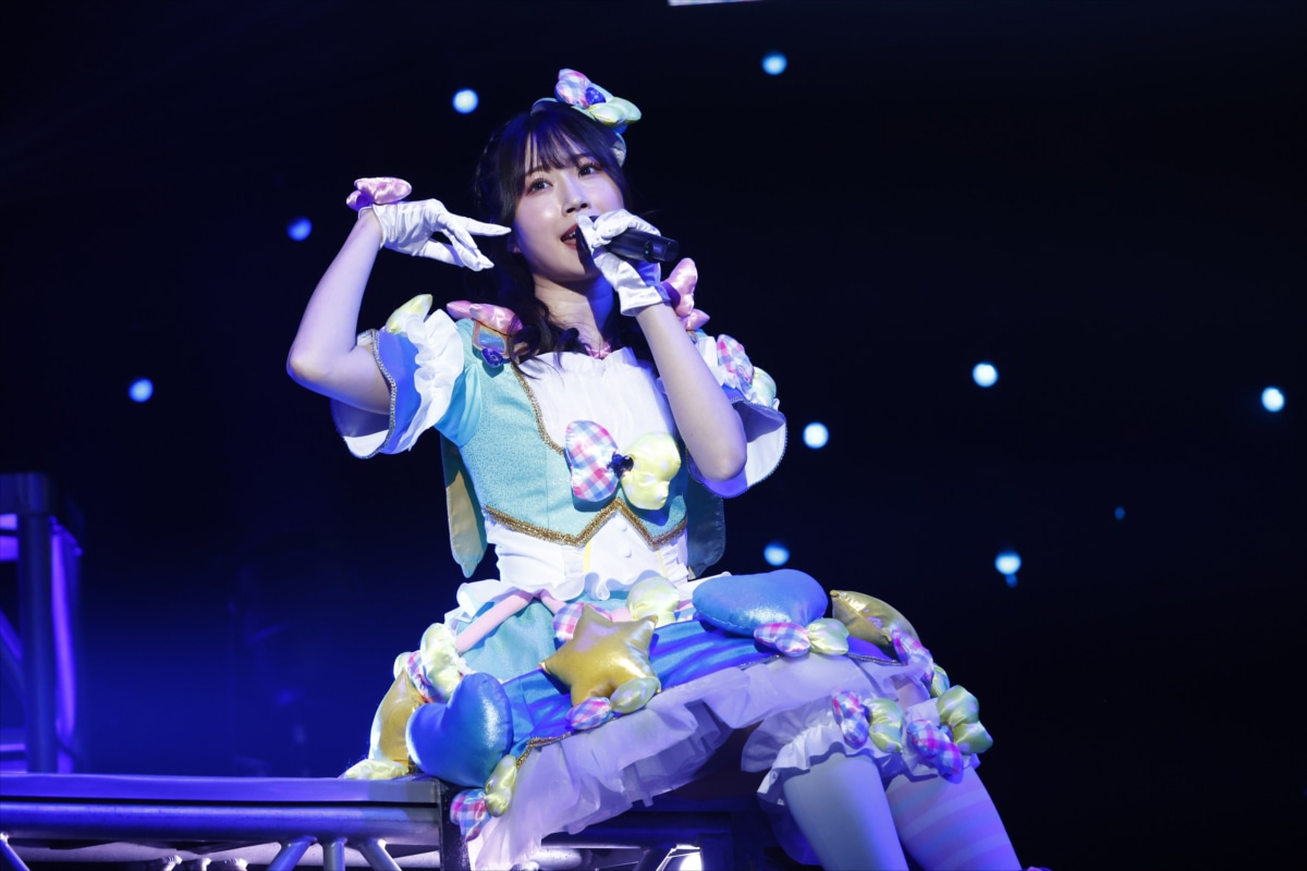 青葉りんか役の厚木那奈美。