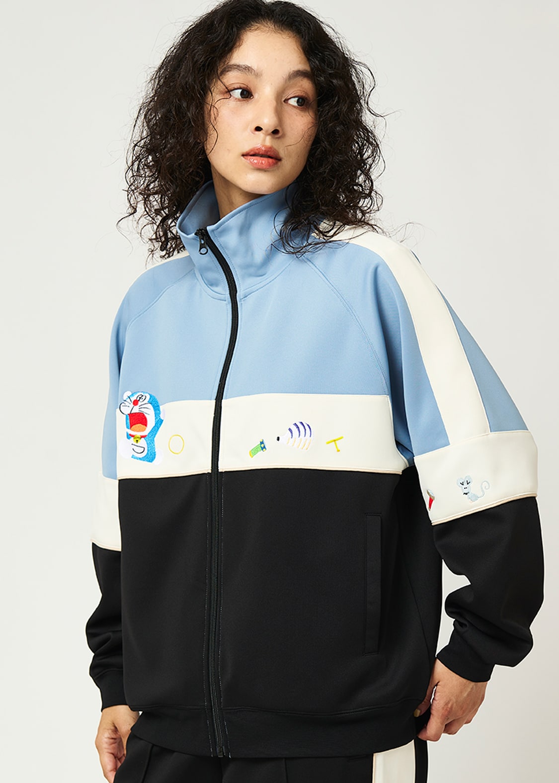 グラニフ　ドラえもん　パニック　ボンバージャケット　コラボ　M グラニフ ドラえもん パニック ボンバージャケット コラボ M