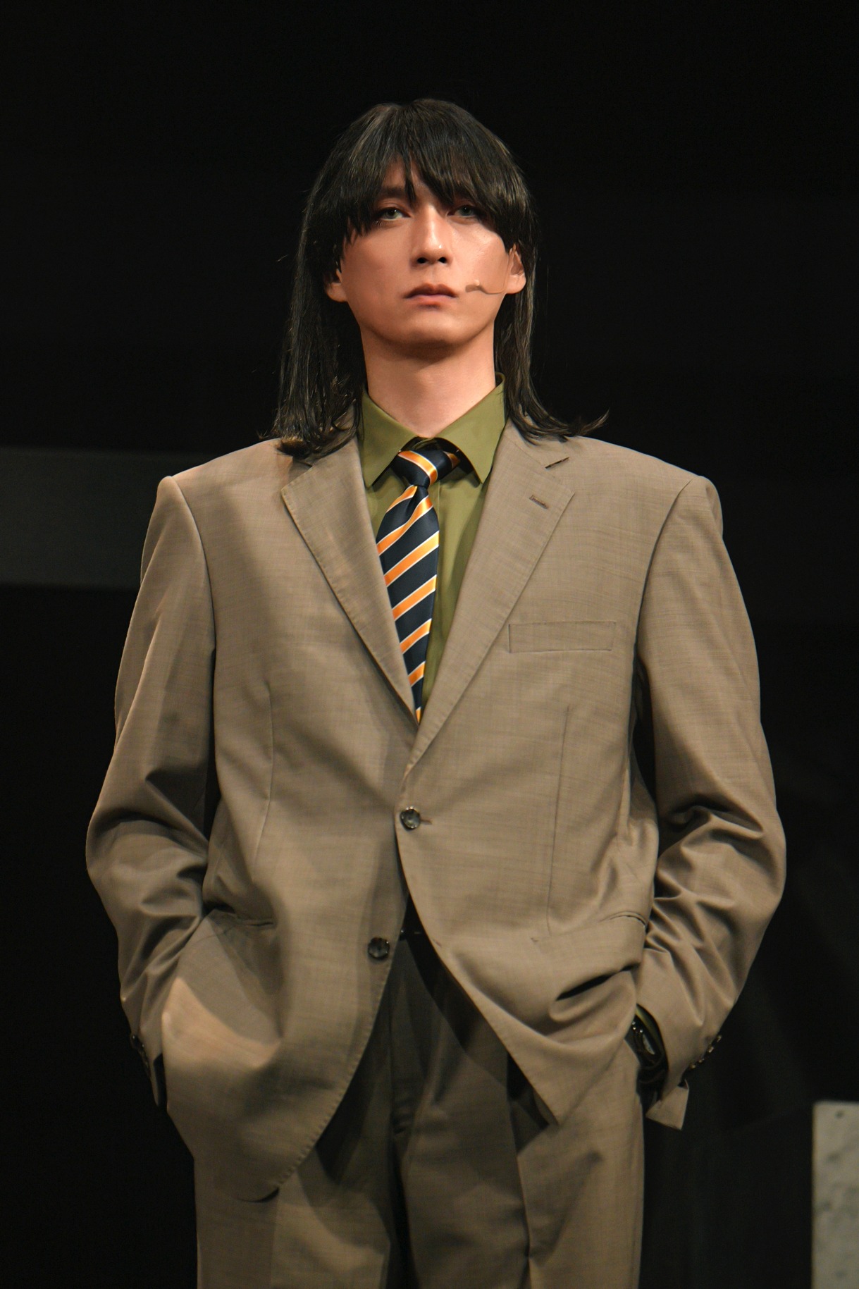 村田充扮するクラウス・ハインツ・フォン・デム・エーベルバッハ少佐。（写真：鏡田伸幸）